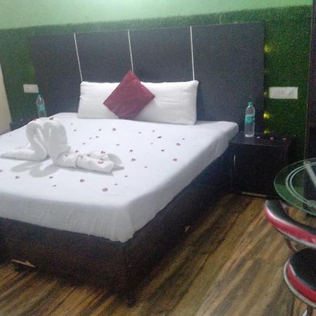 The Palm Tree -Family Stay อัมริตสา ภายนอก รูปภาพ